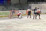 Eisbären schlagen sich selbst im Testspiel gegen Bad Nauheim 1b
